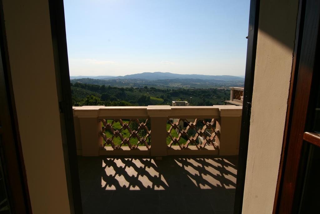 La Rocca Guest House & Spa Montefalco Zimmer foto